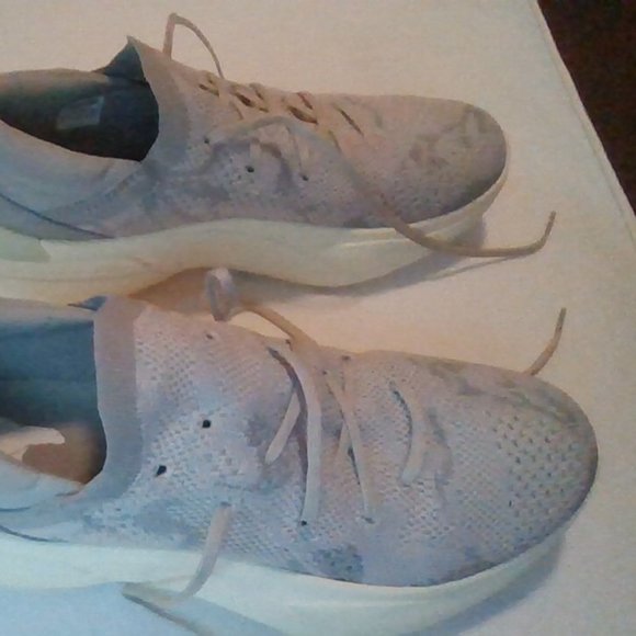 Sorel women athletic shoes, Size: 9.5 medium, Color: Dark stone. - Picture 1 of 4